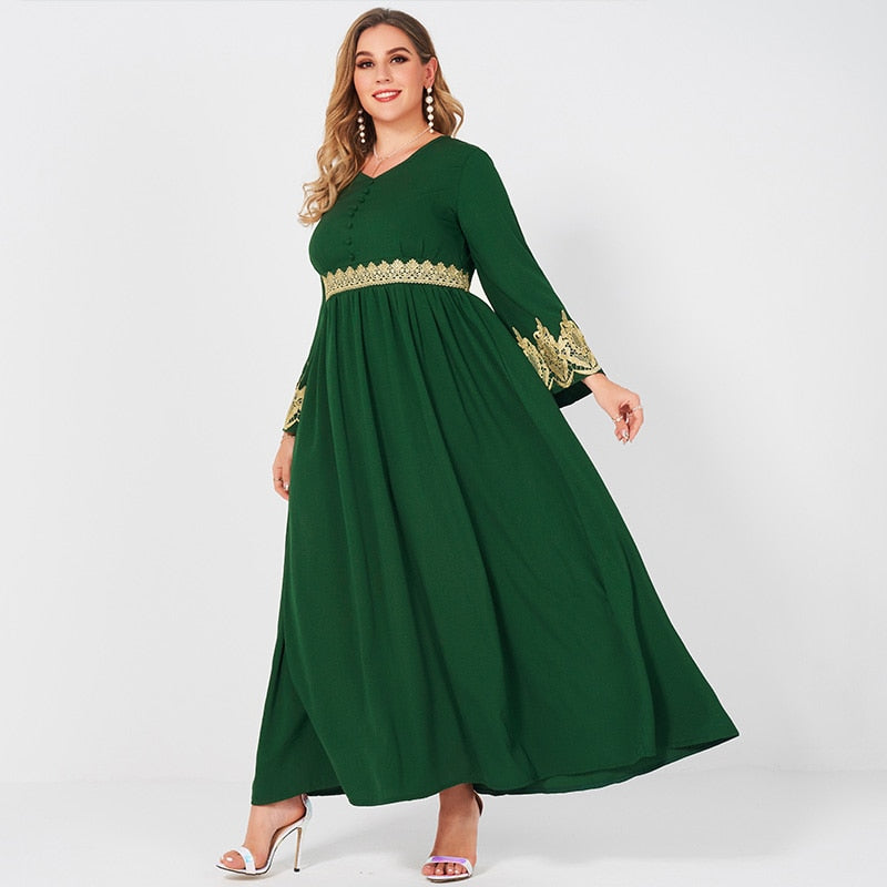 2021 New Summer Maxi Dress Woman Plus Size Green Vintage V-neck Lace Stitching Long Banquet Elegant Flare 3/4 Sleeve Party Robes