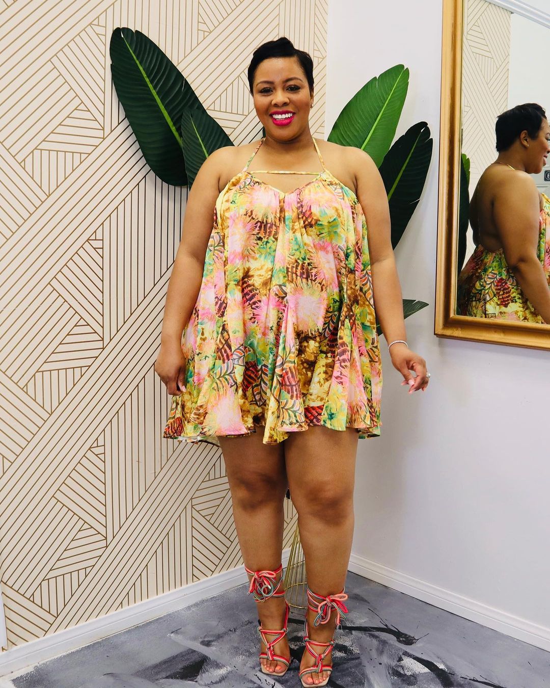 [Pre-Sale] Plus Size Casual Tropical Print V Neck Cami Summer Mini Dresses