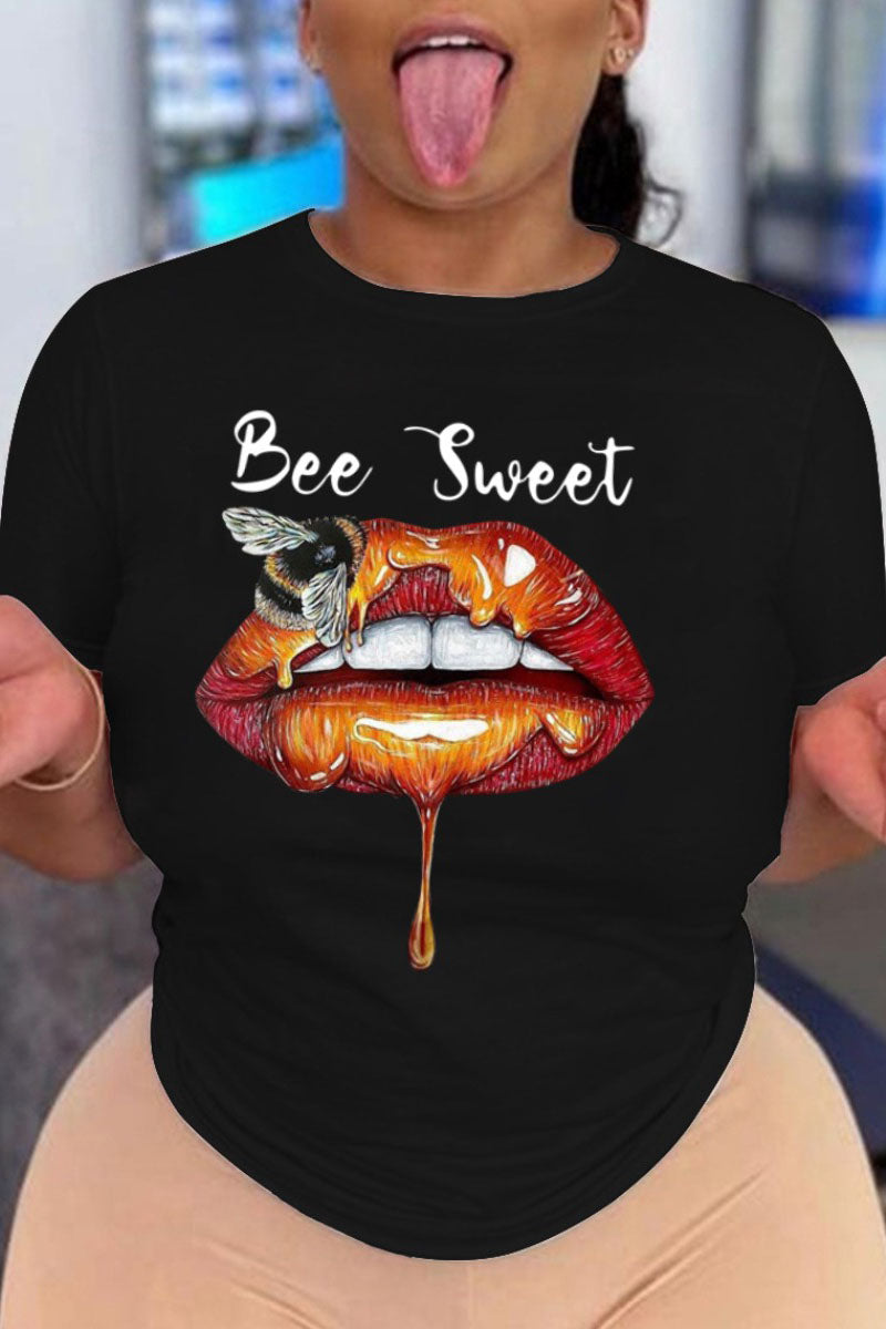 [Pre-Sale] Plus Size Casual Bee Letter Print O Neck T-shirts - Fashionaviv