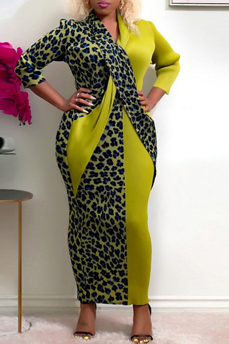 Plus Size Leopard Print Bodycon V Neck Maxi Dress - Fashionaviv-Maxi Dresses-[product_label]