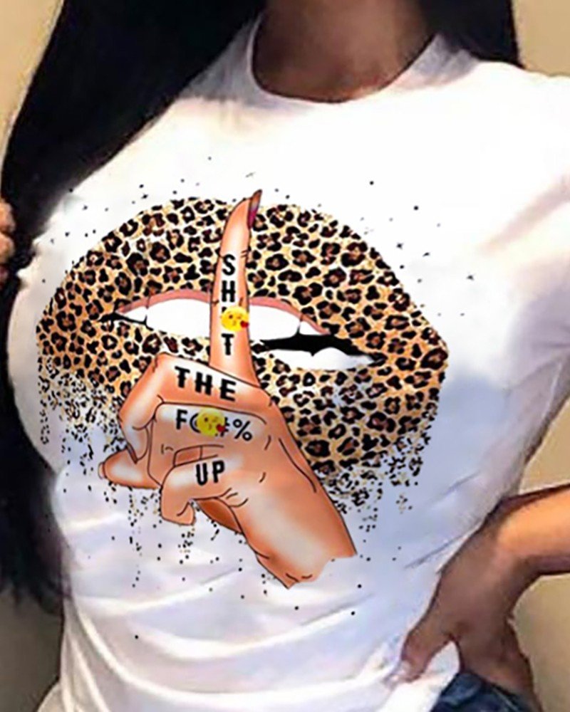 Plus Size Lip Leopard Print Round Neck Short Sleeve T Shirt