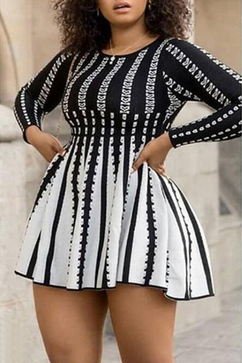 Plus Size Black Basic O Neck Long Sleeve Dresses - Fashionaviv