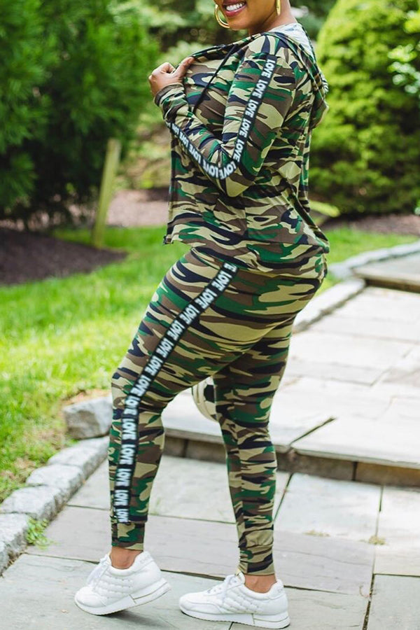 Fashion Casual Camouflage Hooded Cardigan Vest Pants Three-piece Suit