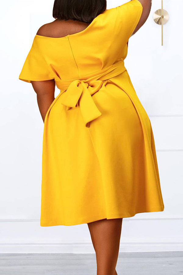 Sexy Solid Color Off Shoulder Pleated A-Line Midi Dress