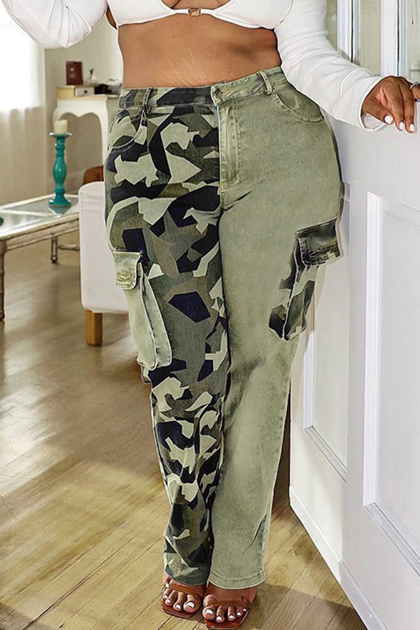 Trendy Camouflage Panel Pocket Slim Jeans